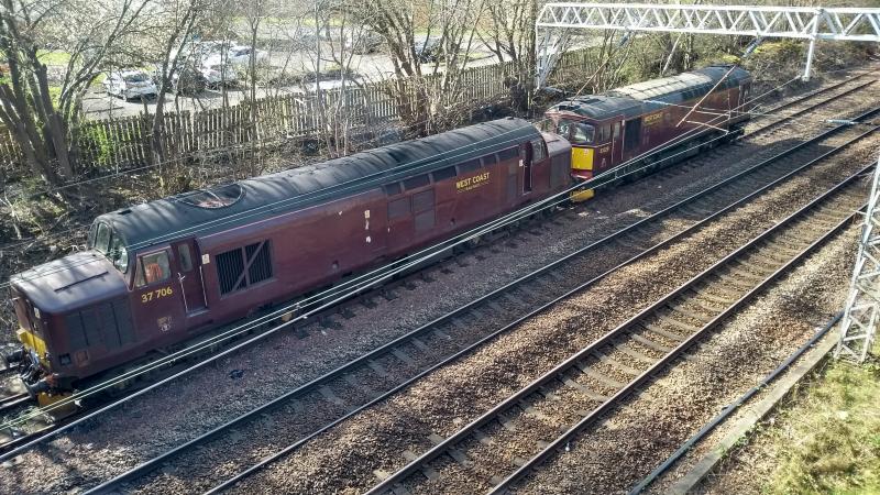 Photo of 33029 & 37706 Steele's, Hamilton 30/3/22