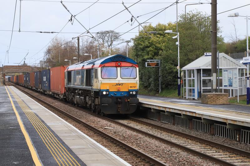 4S69: 66747 on 4S69 06.06 Doncaster Iport to Elderslie passing through Wallyford on 07/04/2022 Photo of 4S69