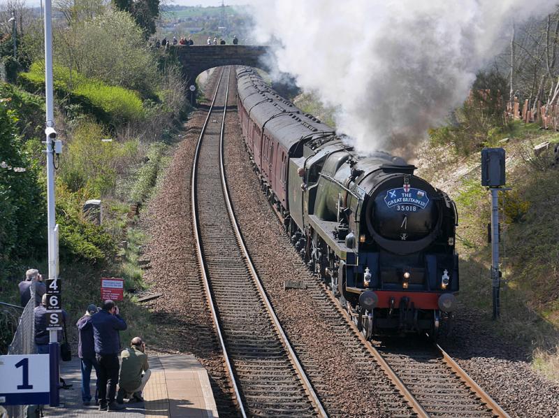 Dalgety Merchant Navy: 35018 'British ..India Line' passes Dalgety Bay with the Great Britain XIV on 25 April 2022. A healthy gallery... Photo of Dalgety Merchant Navy