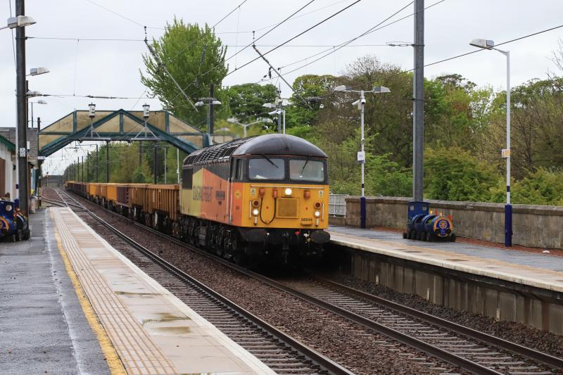 6S31: 56049 (Again) on 6S31 04.37 Doncaster Up Decoy to Millerhill S.S. passing through Prestonpans Station on 04/05/2022 Photo of 6S31