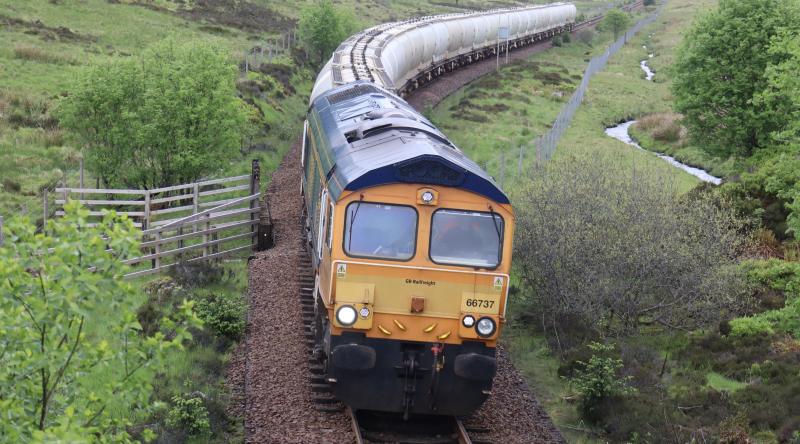 Photo of GBRf 66737 Approaching Upper Tyndrum