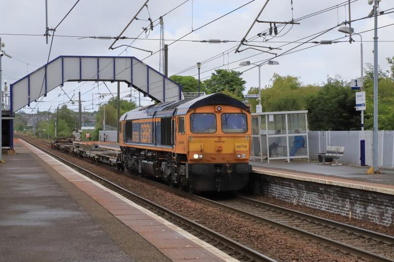4S69: 66768 on 4S69 06.06 Doncaster Iport to Elderslie at Slateford on 31/05/2022 No Containers Photo of 4S69