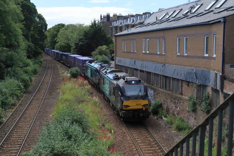 4M48: 88006 +68008 on 4M48 15.00 Mossend Euroterminal to Daventry passing the site of Newington station on 12/06/2022 Photo of 4M48