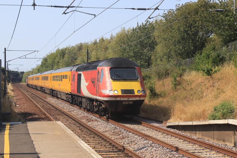 1Q23: 43290 leading with 43251 on 1Q23 09.28 Darlington S.S. to Newcastle approaching Musselburgh on 18/07/2022 43290's livery looking a bit scruffy Photo of 1Q23