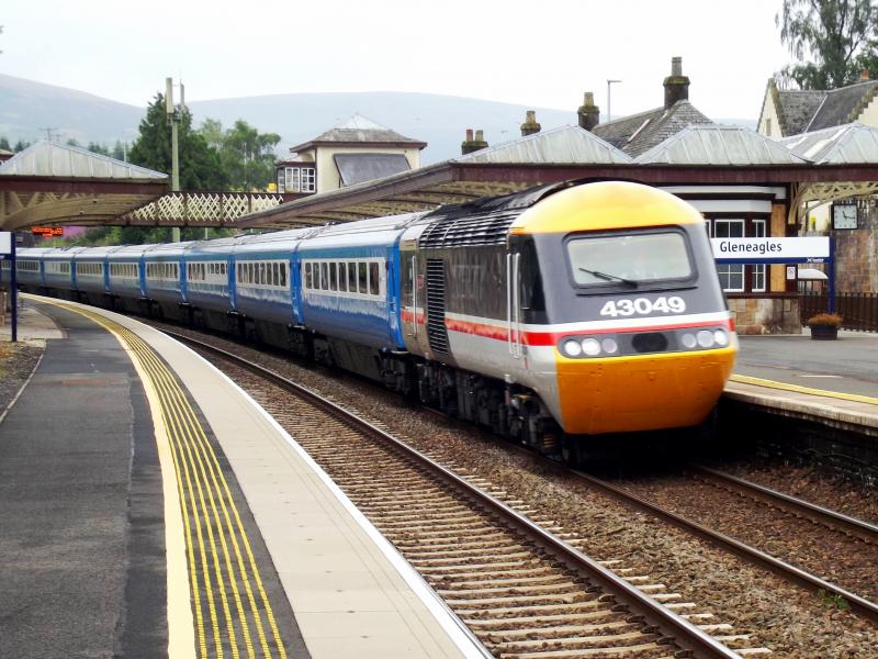 43049 @ Gleneagles - 23.07.2022: Heading up the Midland Pullman, as it speeds north, from Crewe to Aviemore, on an overcast morning. Photo of 43049 @ Gleneagles - 23.07.2022