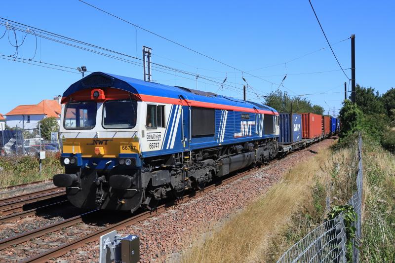 4S69 Made in Sheffield: 66747 Photo of 4S69 Made in Sheffield