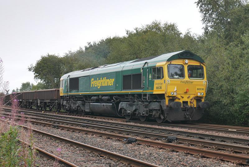 Thornton 66536: 66536 leads the empty ballast off the Levenmouth branch at Thornton North Junction on 22 August. Photo of Thornton 66536