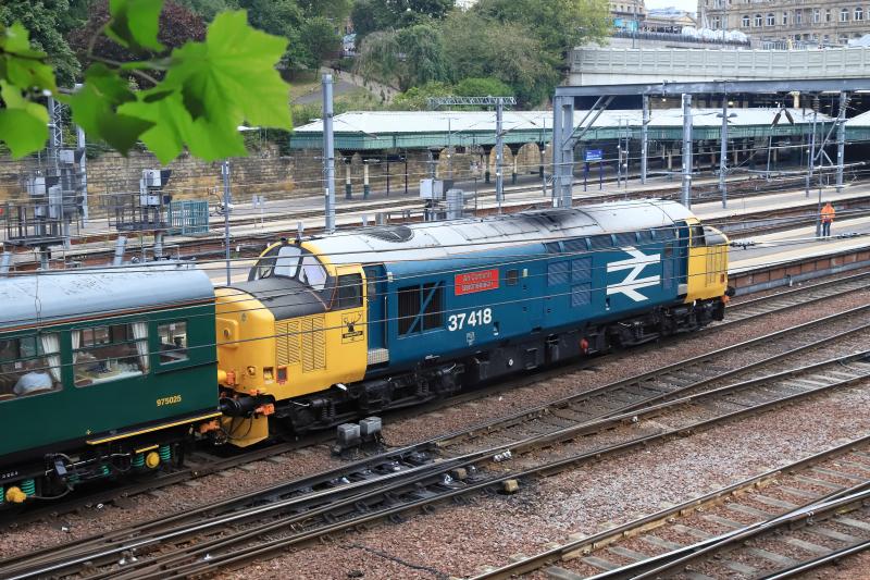 2Z04: 37418 pushing Caroline on 2Z04 13.21 Edinburgh to Carlisle leaving Waverley Platform 13 on 26/08/2022. Photo of 2Z04