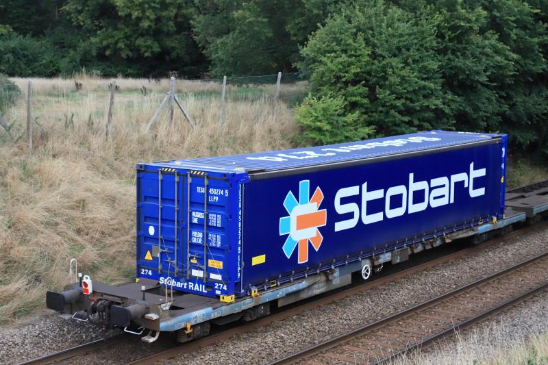 Container: Stobart Container 274 on 4E04 Photo of Container
