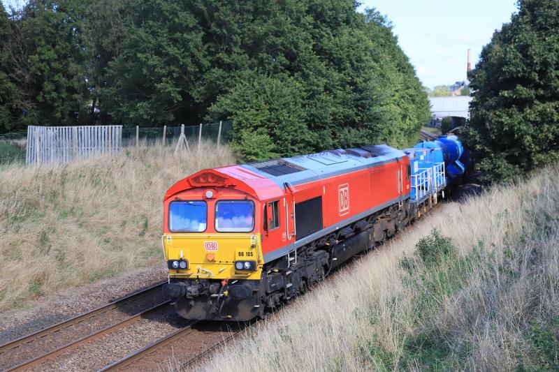 Clean RHTT: Clean 66105 with 66187 on the rear of 3Z97 08.40 Slateford Depot to Slateford Depot via Tweedbank passing Peffermill Playing Fields on 15/09/2022. How long before it gets Dirty? Photo of Clean RHTT