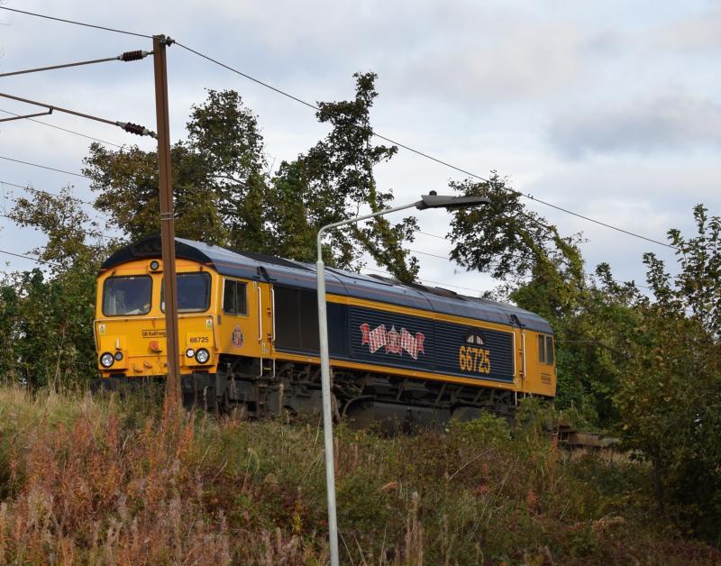 66725 4S69 21.10.22: 66725 Sunderland on 4S69 not far short of its destination at Elderslie on 21.10.22 Photo of 66725 4S69 21.10.22