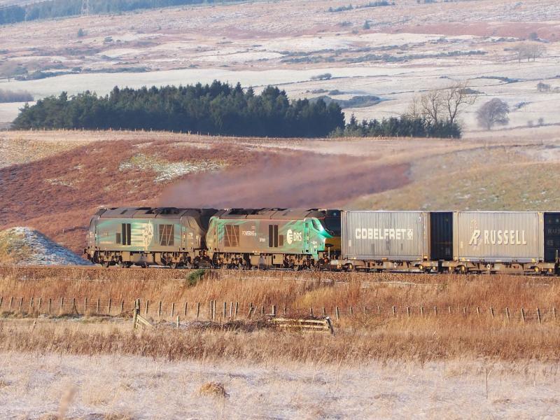 68008 and 68006 on 4Z51: 68008 and 68006 lead 4Z51 out of Blackford Freight Terminal on 11 Dec 2022.Fingers crossed for a speedy delivery to the customer before the frost gets much worse! Photo of 68008 and 68006 on 4Z51