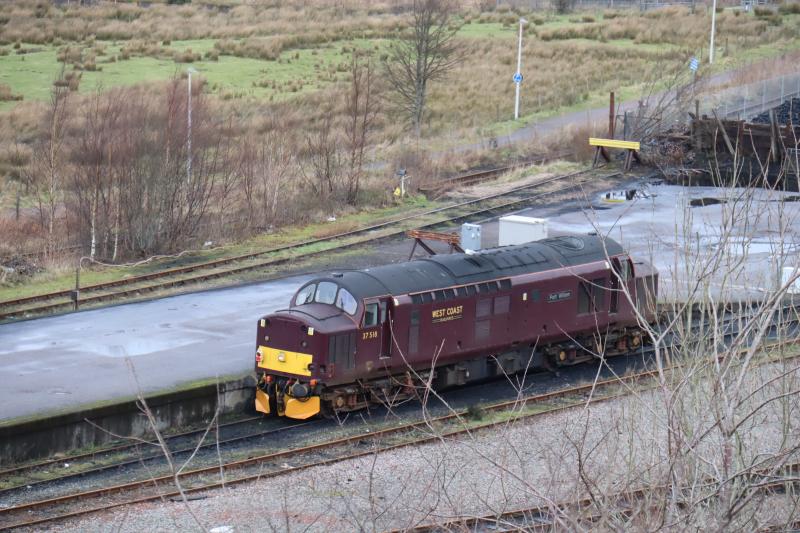 WC 37518 (Fort William): Sitting in FW Yard this morning. Presumably contracted by NR as a standby loco for line checking work in case of bad weather? Photo of WC 37518 (Fort William)