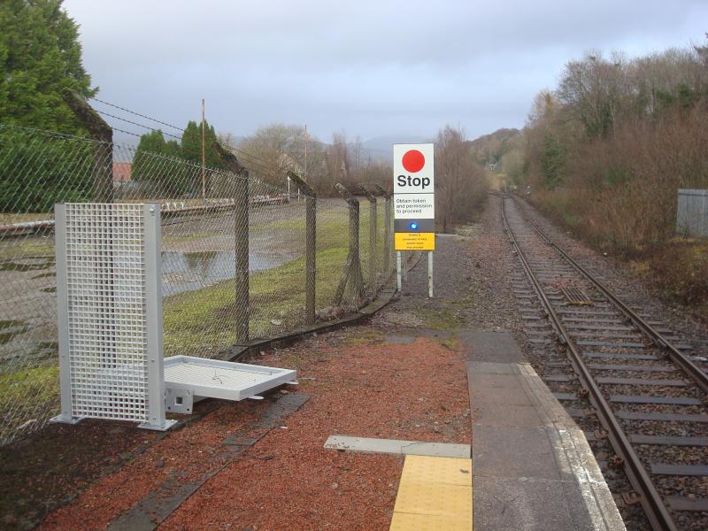 Connel Station - Further Modification?: Taken today. Not sure why this has happened? Photo of Connel Station - Further Modification?