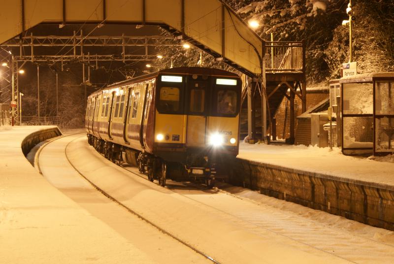 314 216: Class 314 at patterton station No 314 216 on a nice white night in febuary 2009, going to neilston.(Photo Greig Gibson) Photo of 314 216