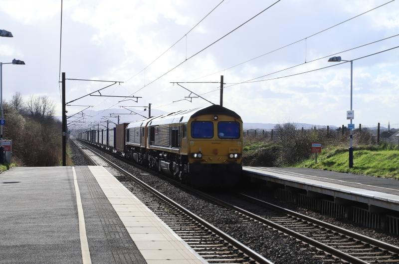 Late Running 4E04: 66703 + 66730 on 4E04 11.06 Mossend to Doncaster approaching Wallyford on 23/03/2023 running 123 minutes late Photo of Late Running 4E04