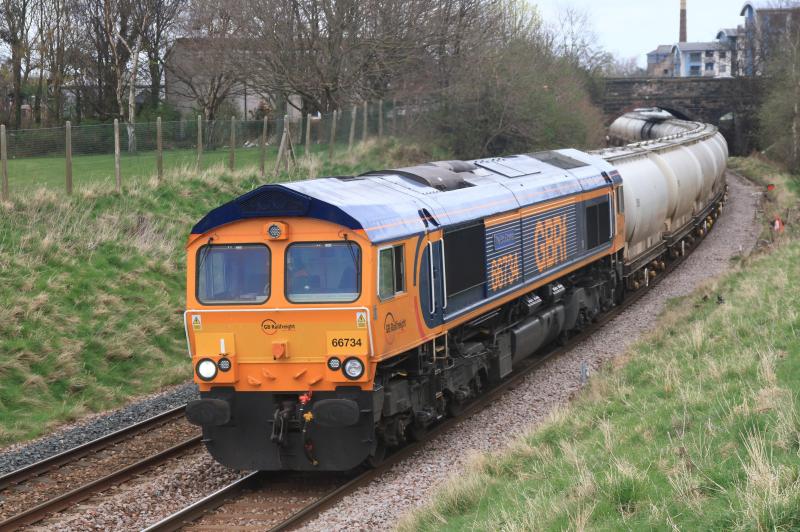 Here is one I took Earlier of 66734 (Old): 66734 on 6S45 North Blyth to Fort William on 31/03/2012 Photo of Here is one I took Earlier of 66734 (Old)