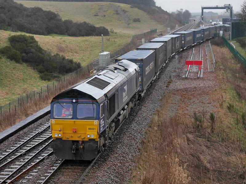 Blackford 66431: 66431 draws 4D01 out of Blackford Freight Terminal on 28 March. There were six spaces on the rear. Photo of Blackford 66431