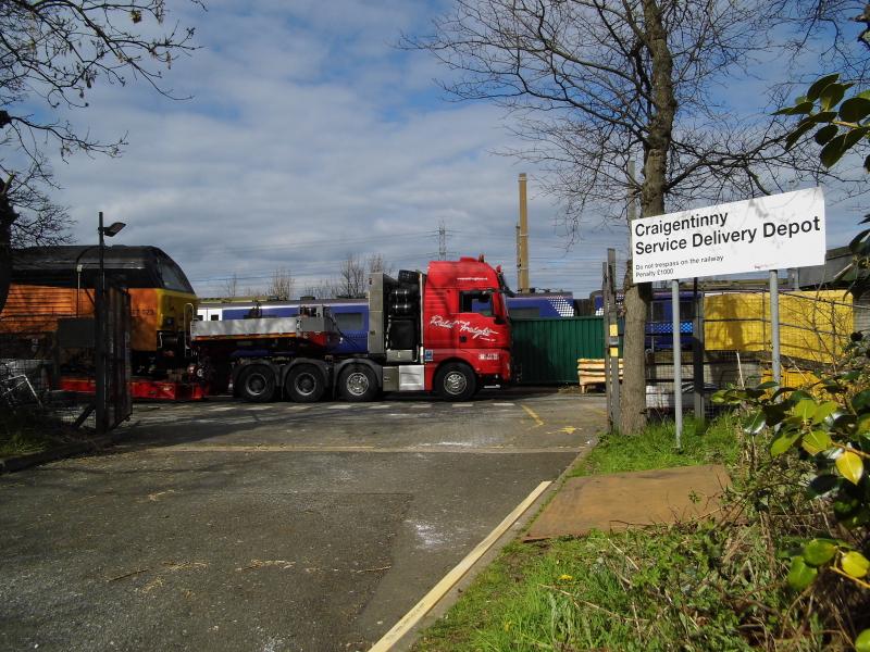 Photo of 67023 removal from Craigentinny by road 250423