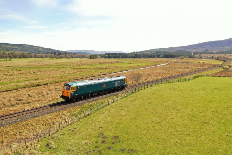 50 050 'FEARLESS'.: A very clean, 50 050 FEARLESS pictured at Moy on a light engine move from Perth to Inverness. Photo of 50 050 'FEARLESS'.