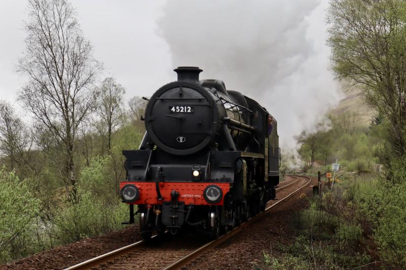 Photo of 45212 Powering Up Glen Falloch