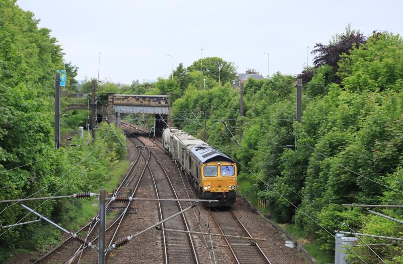 3Q99 Diverted: 66738 on 3Q99 21.53 Slateford Depot to Slateford Depot diverted via Waverley & Portobello passing Craigentinny Jct. 66744 taken to take 5A25 forward from Fife. Photo of 3Q99 Diverted