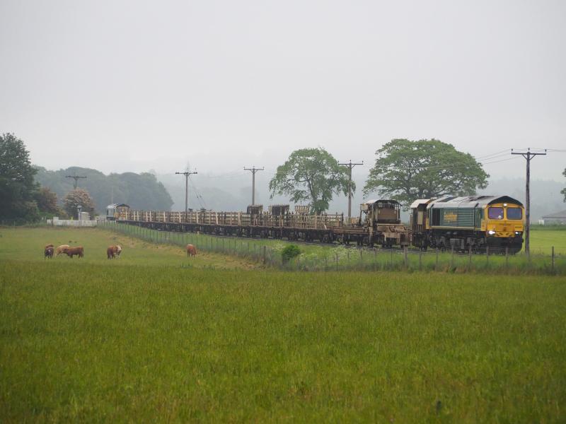 66585 on 6K35 Rail Delivery Train: 66585 and 66532 pass Bow of Fife LC on the way back to Millerhill after a rail drop in the Montrose area Photo of 66585 on 6K35 Rail Delivery Train