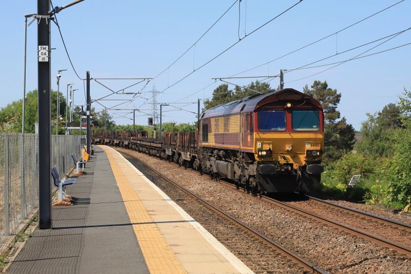 6E30: 66013 on 6E30 13.32 Dalzell to Tees N.Y. passing Newcraighall on 14/06/2023 Photo of 6E30
