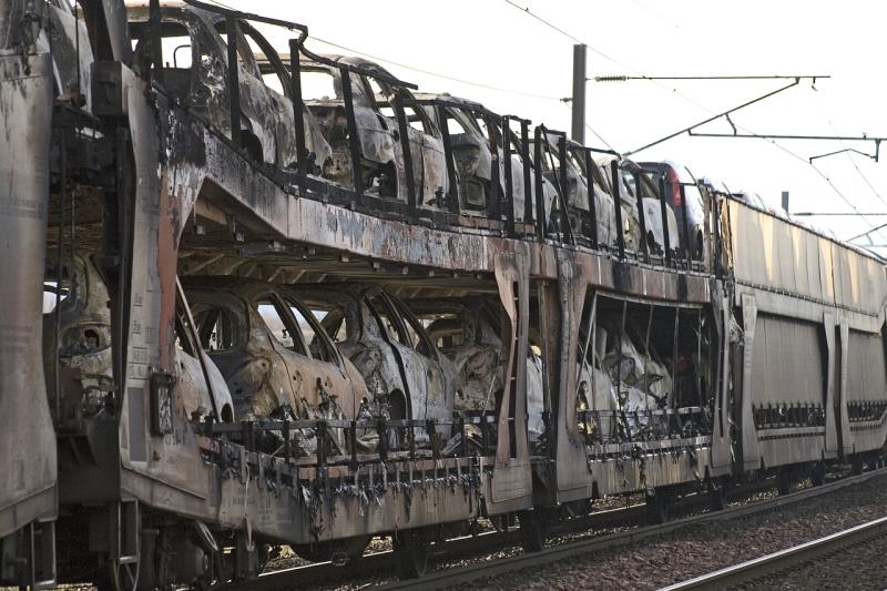 Hot new motors #2: View of the extensive damage to the cars on the 6X38 'Bathgate cars' 30 Jan 2007 Photo of Hot new motors #2