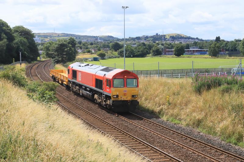 6S50 nearly 0S50: 66014 on 6S50 12.19 Carlisle N.Y. to Millerhill S.S. with 1 wagon passing Peffermill Playing Fields on 18/07/2023 Photo of 6S50 nearly 0S50