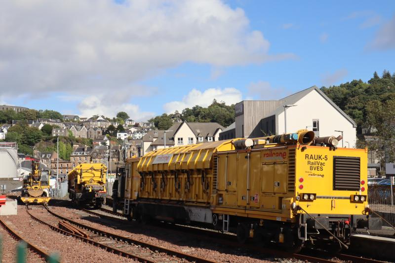 Photo of RailVac RAUK-5 at Oban