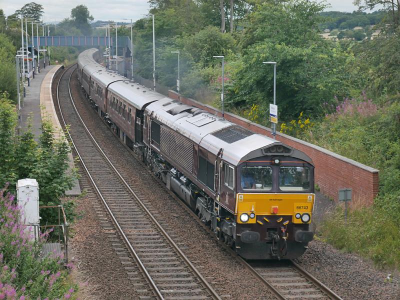 Dalgety Bay 66: GBRf 66743 hauls the 'Royal Scotsman' from Edinburgh to Keith through Dalgety Bay on 24 July. Photo of Dalgety Bay 66