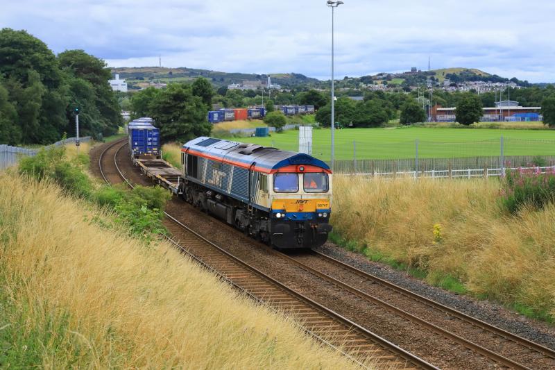 4E04: 66747 non 4E04 11.06 Mossend P.D. Stirling to Doncaster Iport passing Peffermill Playing Fields on 24/07/2023 Photo of 4E04