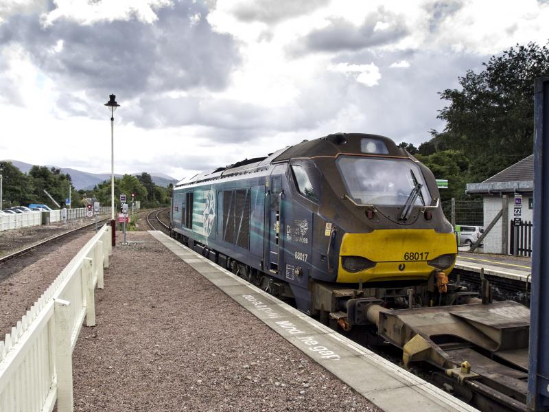 68017 aviemore 29.7.23 (1).jpg: Photo of 68017 aviemore 29.7.23 (1).jpg