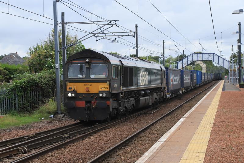 4E04: 66779 on 4E04 11.06 Mossend P.D. Stirling to Doncaster Iport at Slateford on 01/09/2023 Photo of 4E04