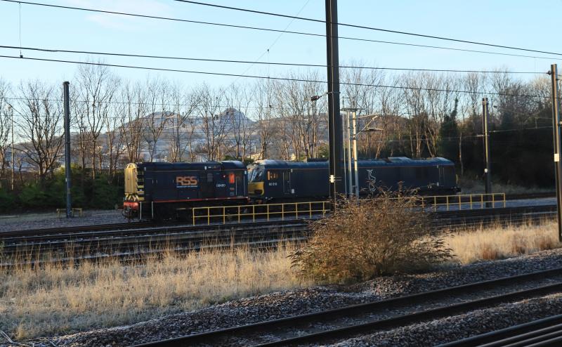 08480: 08480 shunting 92010 at Craigentinny T & RSMD on 01/12/2023 Photo of 08480