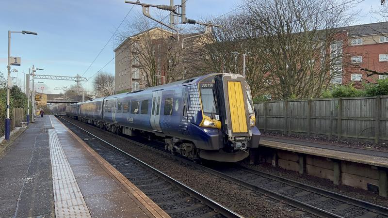 Photo of 380114 passing Crossmyloof at 1147 on 06/12/2023