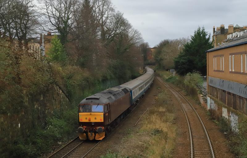1Z25: 47813 on the rear of 1Z25 10.51 Edinburgh to Gorgie Jct passing the site of Newington Station on 15/12/2023 Photo of 1Z25