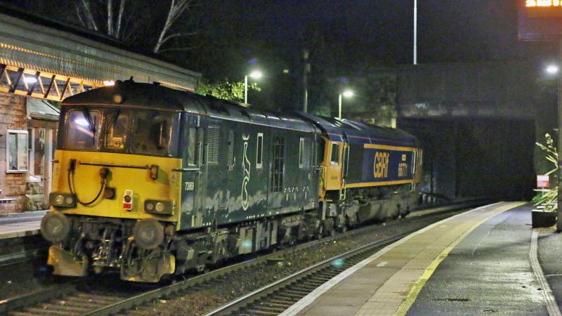 66771 + 73969 Christmas return to Craigentinny: 66771 + 73969 0B25 1630 Inverness to Craigentinny T.&R.S.M.D, making their seasonal move to Craigentinny on Christmas Eve, seen passing Aberdour. Photo of 66771 + 73969 Christmas return to Craigentinny