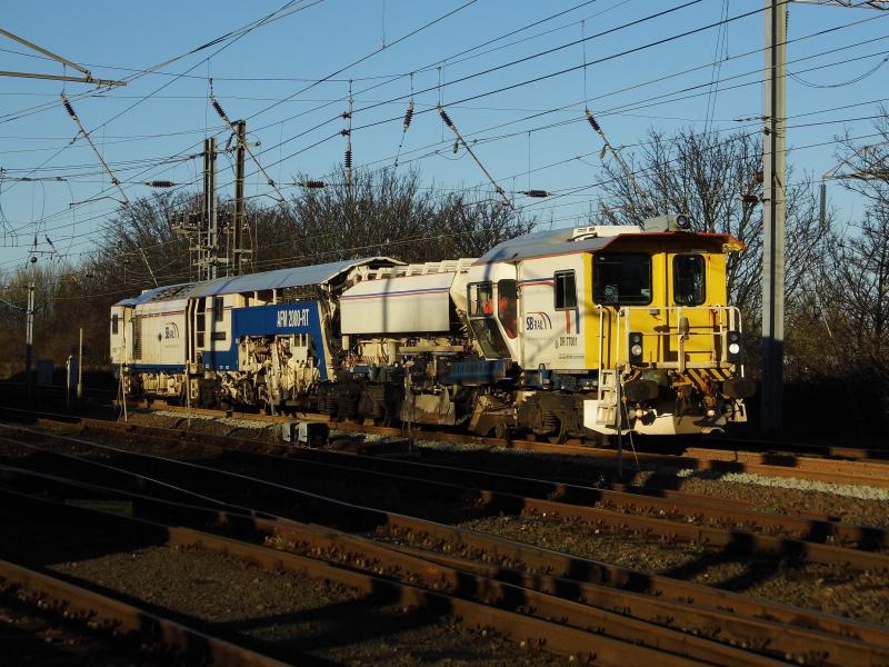 77001 track machine Craigentinny 26/12/23: Track machine 77001 passes Craigentinny depot on 26/12/23 during a possession in the Craigentinny/Portobello junction areas. Photo of 77001 track machine Craigentinny 26/12/23