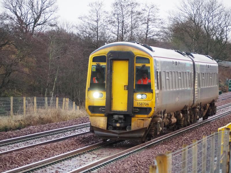 158704 on 3K05: Wee bit more light this time for the second Leven to Leven via Glenrothes with Thornton run. Photo of 158704 on 3K05