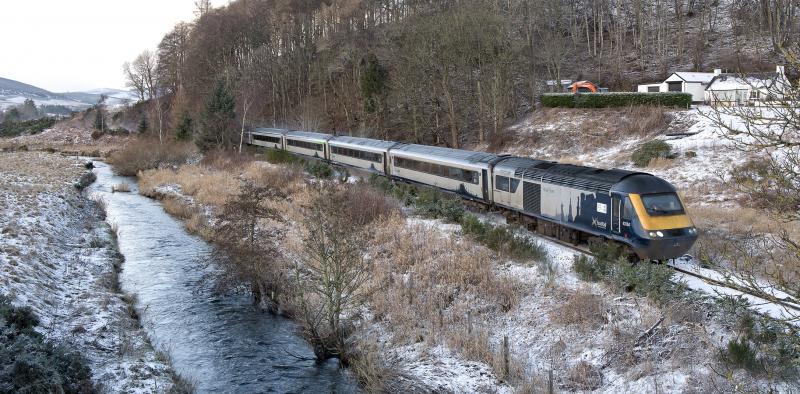 43134-125 SLEDBRIG 14.1.24.jpg: POWER CAR 43134 GORDON AIKMAN LEADS 43125 AT SLEDBRIG ON 12.31 IS-ABDN. RUNNING 4 MINS LATE WHICH IS PRETTY DECENT CONSIDERING THE HEAVY SNOW SHOWERS . Photo of 43134-125 SLEDBRIG 14.1.24.jpg