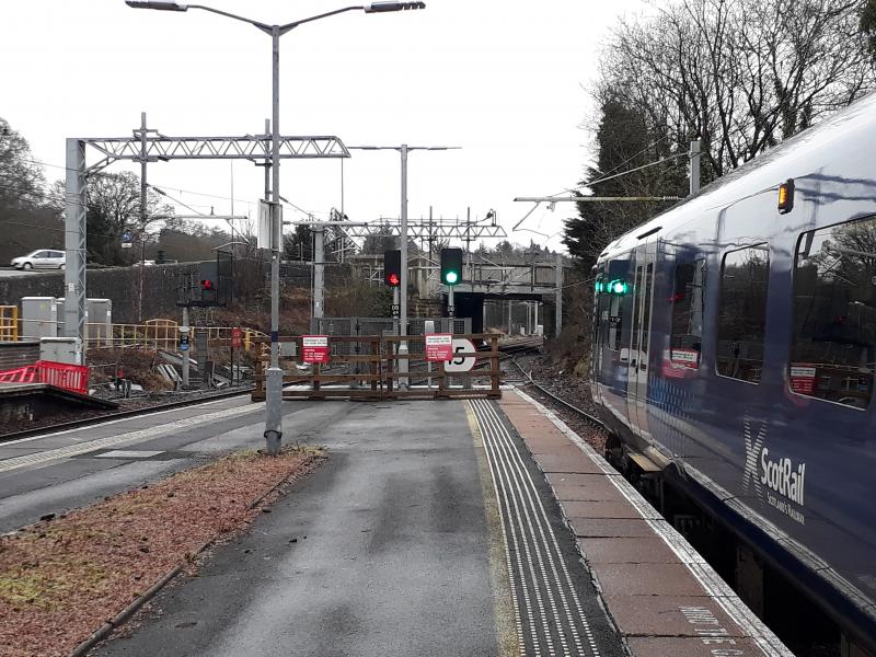 Dunblane south end signals: A train ready to depart Dunblane platform 3, heading to Edinburgh. 17/02/24.
Signals DB49, DB51 and the south crossover were brought in to use earlier in the month. Photo of Dunblane south end signals