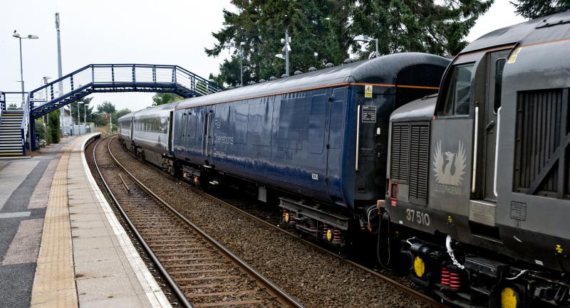 6330.jpg: SEEN AT INSCH EN ROUTE FROM DONCASTER TO INVERNESS WITH HST COACHES BEHIND 37510 Photo of 6330.jpg