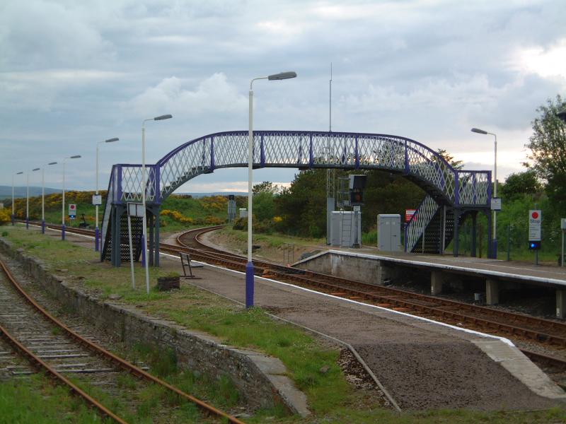 Georgemas Junction: Deserted and Peaceful - seen here on 16th June 2005
The Thurso Branch curving away sharply to the right of the photograph Photo of Georgemas Junction