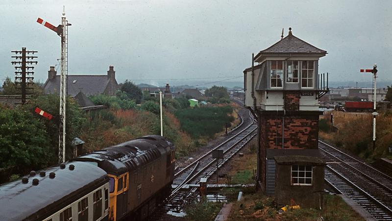 The Way it Was - Dyce 1979: The last train from Fraserburgh approaching the junction at Dyce on 5th October 1979. Photo of The Way it Was - Dyce 1979