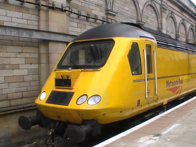 43014 sitting at Edinburgh Waverley: 43014 sits at Edinburgh Waverley with the NMT running 1Q01 Photo of 43014 sitting at Edinburgh Waverley