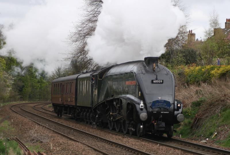 A4 round the Sub: 60009 Union of South Africa passes Cluny Place on its way round the Edinburgh Suburban to its Thornton home after fronting a Huddersfield-Edinburgh excursion on 18 April 2009 Photo of A4 round the Sub