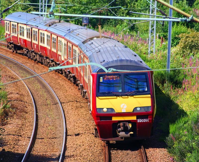 Cardross 320: SPT liveried 320 seen here running eastbound and approaching Cardross Station on the north bank of the lower Clyde Photo of Cardross 320