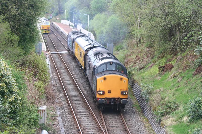 37607/069: drs 37 069 37607 on 2q08 at dalmally Photo of 37607/069